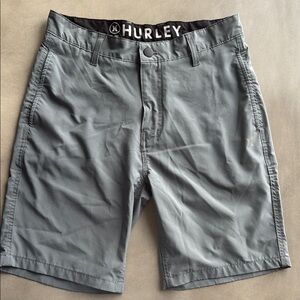 Hurley Gray Hybrid Shorts Versatile and Stylish NEW without tags